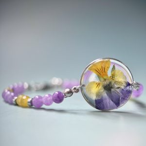 Bransoletka z kamieni i żywicy ametyst BRATEK