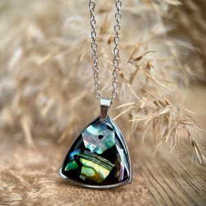 Wisiorek z żywicy silver MUSZLA