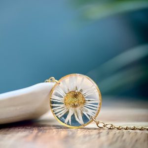 Bransoletka z kwiatem w żywicy 20 mm STOKROTKA